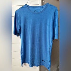 Nike Dri-Fit Transcend Yoga Medium T-shirt